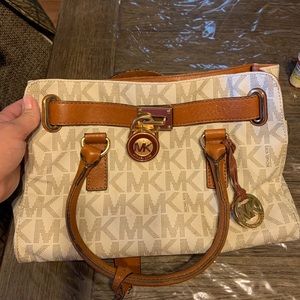 Michael Kors Hamilton bag
